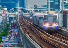 Turis Italia Akui Kesalahan Usai Viral Cekcok di Kereta BTS Thailand