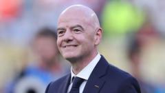 Presiden FIFA Gianni Infantino Ajak Pengkritik "Meditasi, Berdoa, atau Menonton Sepak Bola"