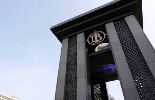 Gubernur Bank Indonesia: Mandat, Wewenang, dan Peran Krusial Pengendali Moneter