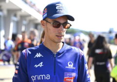 Momen Tak Terlupakan Toprak Razgatlioglu Bersama Yamaha R1 Juara Dunia