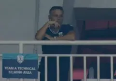 John Herdman Tiru Taktik Luis Enrique, Pantau Latihan Timnas Indonesia dari Tribun Stadion