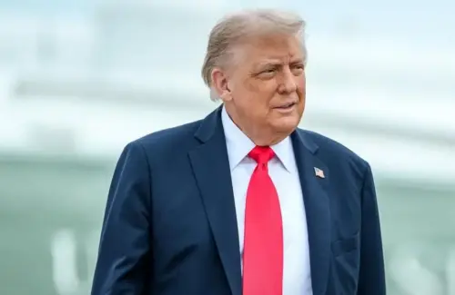 Trump Buka Peluang Negosiasi dengan Iran, Siapkan Opsi Militer sebagai Cadangan
