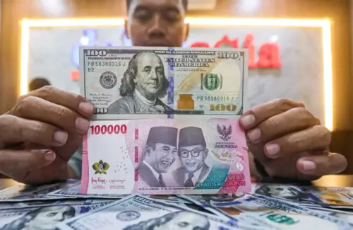 Gubernur BI Mundur: Kebijakan Moneter dan Tekanan Rupiah Jadi Sorotan