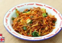 Chef Devina Hermawan Hadirkan Resep Tumis Jamur Kemangi Pedas yang Menggugah Selera