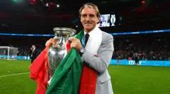Roberto Mancini Kembali Pimpin Timnas Italia, Absennya Pirlo dan Mundurnya Maldini Warnai Pergantian