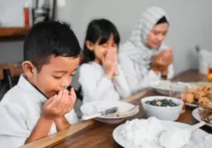 Disrupsi Informasi Gizi Anak: Kemudahan Akses vs. Tantangan Verifikasi bagi Orang Tua