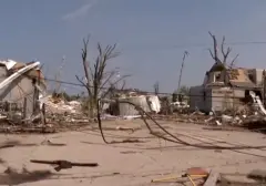 Tornado Ngamuk di Wisconsin Timur: Ribuan Warga Terdampak, Infrastruktur Rusak Parah