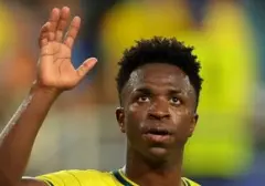 Vinicius Jr Belum Bergabung Latihan Madrid, Muncul Klaim Kesepakatan dengan Arsenal