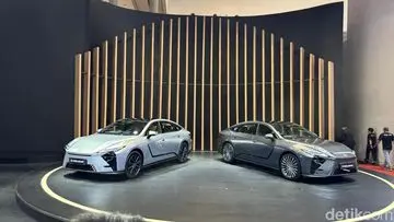Lexus ES Meluncur di Indonesia dengan Opsi Hybrid dan Listrik di GIIAS 2026, Harga Mulai Rp 1,2 Miliar