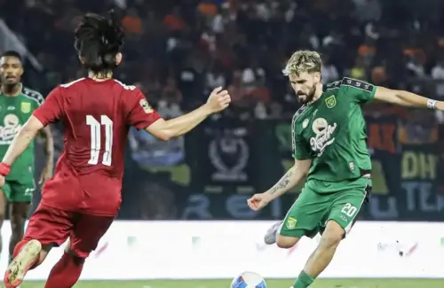 Diogo Ramalho Memimpin Lini Tengah Persebaya Hadapi PSMS Medan di Piala Presiden 2026