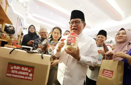 Pemprov DKI Jakarta Tindak Tegas Pengusaha Sampah Ilegal, Ancaman Pencabutan Izin Mengintai
