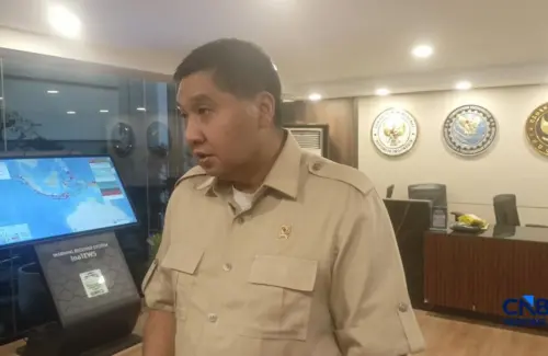 Rumah Subsidi Wajib Tanam 1 Pohon, Inisiatif Menteri PKP Maruarar Sirait untuk Lingkungan