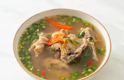 Resep Sup Ayam Tauco Kekinian ala Devina Hermawan: Gurih, Asin, dan Kaya Rempah