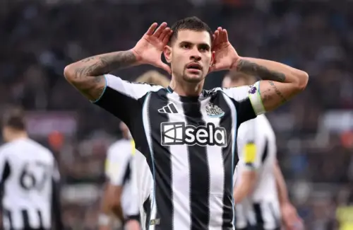 Bruno Guimaraes Dibidik Arsenal, Newcastle Makin Terjepit Usai Kepergian Eddie Howe