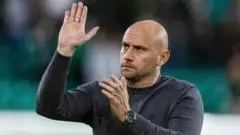 Hibernian Raih Kemenangan Dramatis di Kandang Setelah Kekalahan di Kosovo