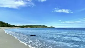 Menjelajahi Keindahan Empat Pantai Primadona di Tanjung Lesung