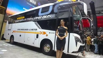 Mitsubishi Fuso Canter Hadir dengan Varian Bus Ekstra Panjang, Harga Mulai Rp 460 Jutaan