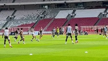 Aston Villa Latihan Perdana di GBK, Teriknya Matahari Jakarta Jadi Saksi