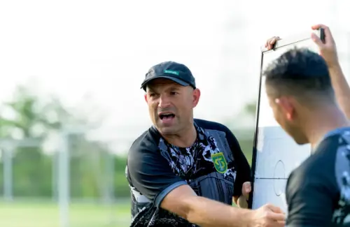 Persebaya Surabaya Fokus Juara Grup Piala Presiden 2026, Abaikan Dulu Potensi Semifinal