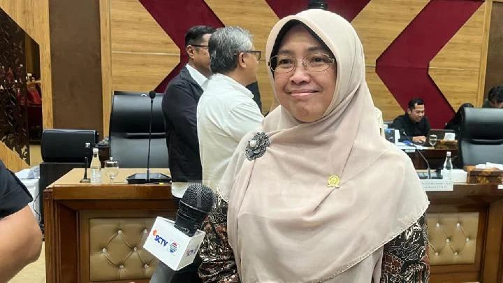 Ribuan Calon Mahasiswa Enggan Daftar Ulang, DPR Soroti Masalah UKT hingga Pilihan Jurusan