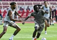 Aston Villa 'Digembleng' Unai Emery di GBK Jelang Laga Kontra Indonesia All Stars