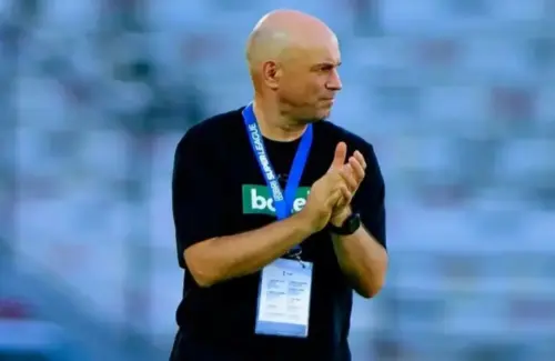 Persebaya Surabaya Unggul Bola Mati, Tavares Fokus Perbaiki Organisasi Tim Jelang Super League
