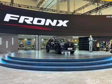 Suzuki Luncurkan Fronx SGX Hybrid Kuro di GIIAS 2026
