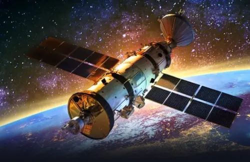 Ribuan Satelit Meluncur ke Orbit Bumi, BRIN Ingatkan Potensi Tabrakan Fatal