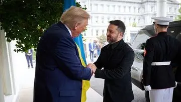 Zelenskyy Minta Bantuan Trump untuk Dekati Elon Musk Terkait Starlink
