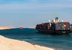 Drone Serang Kapal LNG AS di Perairan Mesir, Ancaman Baru di Terusan Suez