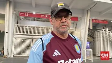 Ribuan Suporter Aston Villa Berkumpul di GBK Rayakan Kemenangan