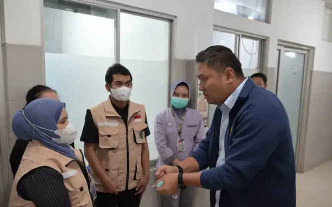Dapur SPPG Semarang Disuspensi Pasca Insiden Keracunan MBG, Pejabat Kunjungi Korban