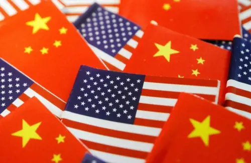 Perang Harga AI: OpenAI Pangkas Biaya Model 80% Hadapi Dominasi China