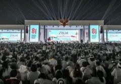 Ribuan Warga Penuhi Monas untuk Zikir dan Doa Kebangsaan