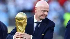 Badai di Tubuh FIFA: Nasib Infantino Terancam Pasca Rencana Investasi Piala Dunia Gagal