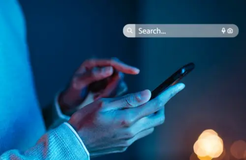 Kenali 8 Ciri Orang yang Rentan Terkena 'Cyberchondria' Akibat Googling Gejala Penyakit