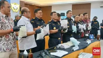 Pilot Malaysia Airlines Ditangkap di Bandara Soekarno-Hatta Bawa Sabu dan Urine Palsu