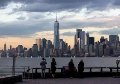 Amerika Serikat Terapkan Program Jaminan Visa Permanen Rp360 Juta untuk Warga 50 Negara