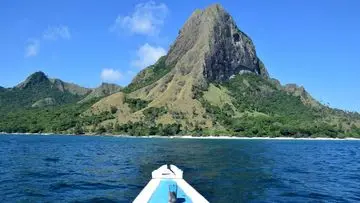 Nuca Molas: Surga Tersembunyi Flores dengan Pesona Mirip Jurassic Park