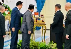 Prabowo Terima Medali Militer Thailand: Simbol Kehormatan dan Ikatan Strategis