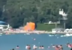 Serangan Drone Ukraina Tewaskan 11 Orang di Pantai Wisata Rusia