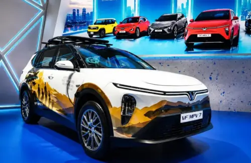 VinFast VF MPV 7 Tampil Gagah sebagai Kendaraan Petualangan Keluarga di GIIAS 2026