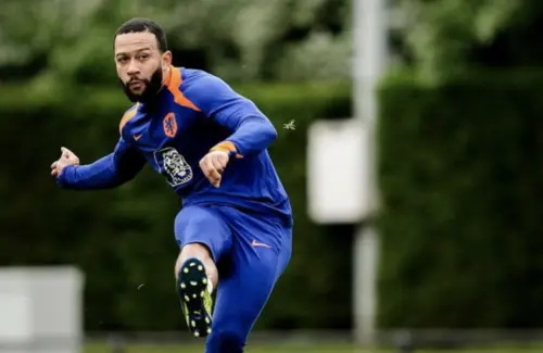 Rincian Gaji dan Fasilitas Fantastis Memphis Depay dalam Kontrak Baru Corinthians