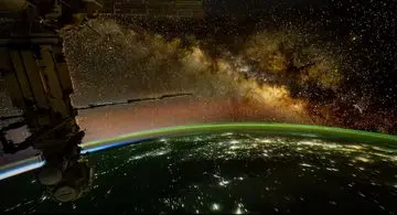 Keagungan Bima Sakti Terekam dari Orbit: Don Pettit Bagikan Momen Langka