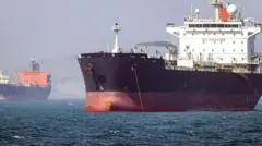 Meredanya Ketegangan Selat Hormuz Dongkrak Harga Minyak Dunia