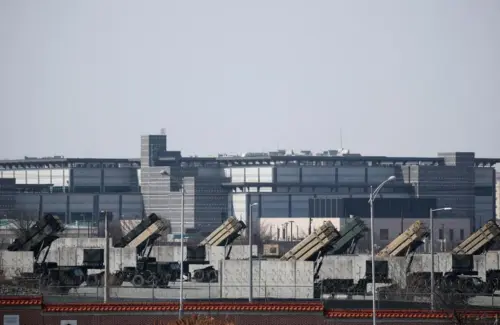 Gudang Senjata Pentagon Kian Menipis Akibat Dukungan untuk Ukraina
