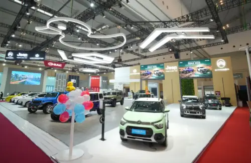 Citroen Gebrak GIIAS 2026 dengan Tiga Model Unggulan dan Sensasi Formula E