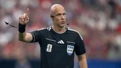 Anthony Taylor Pimpin Komite Wasit Elit Federasi Sepak Bola Turki