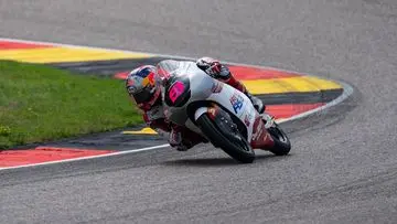 Veda Ega Pratama Tunjukkan Progres Signifikan di Moto3 Inggris 2026