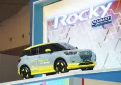 Daihatsu Rocky Hybrid ACTIVe Curi Perhatian di GIIAS 2026 dengan Tampilan Modifikasi